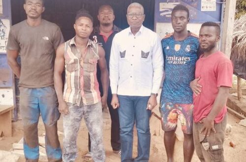 Le Maire YAO Etienne dans sa population